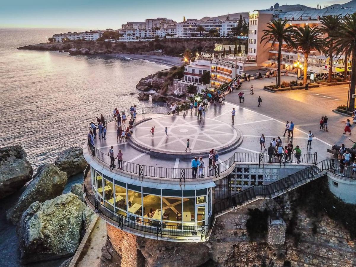 Nerja Apartamento Centro Kültér fotó